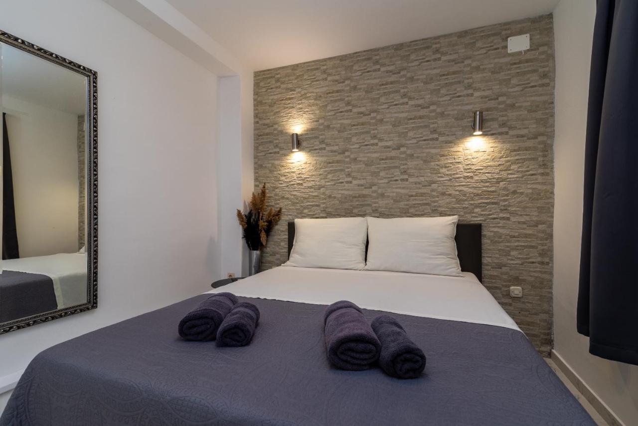 Apartments Orlic Trogir Exterior photo